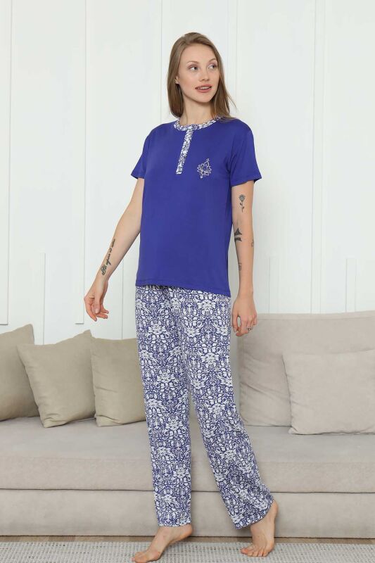 Nakışlı Kadın Pijama Takımı -Saks Mavi Etnik Desenli Kısa Kol Likralı Rink Viskon 