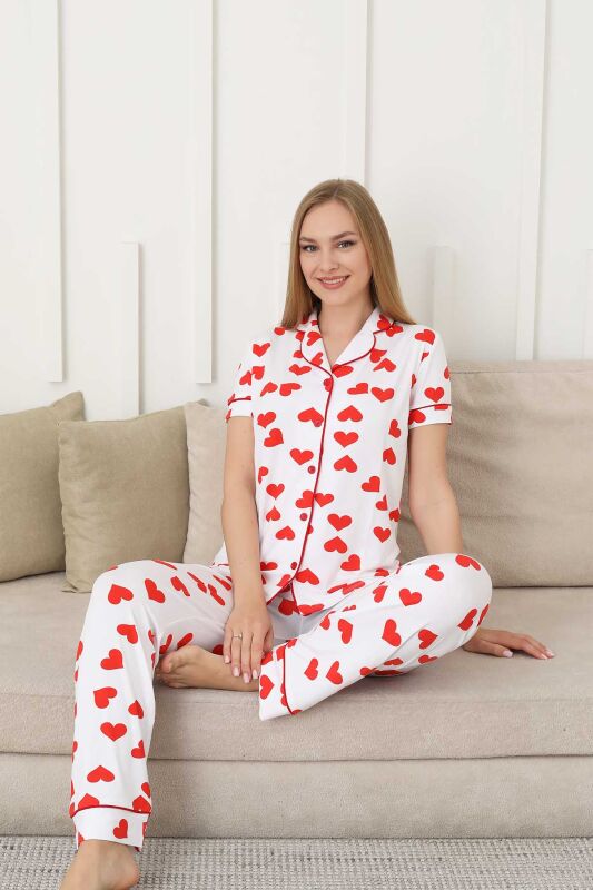 Kalp Desenli Kadın Pijama Takımı - Önden Düğmeli Likralı Kısa Kollu