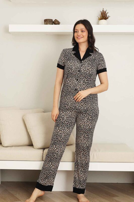 Leopar desenli Kadın Pijama Takımı - Bambu Likralı Kumaş Önden düğmeli Kısa Kol