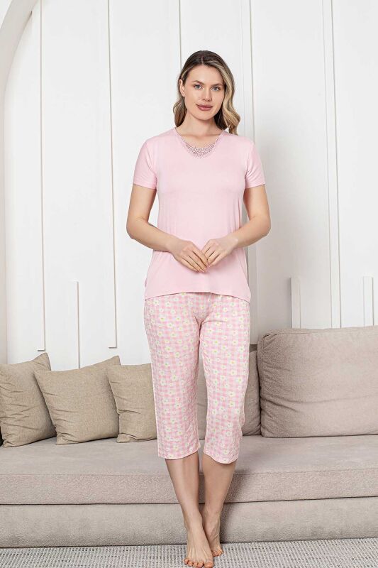 Bayan Pijama Takımı - Pembe Papatya Desen Kapri Likralı Viskon